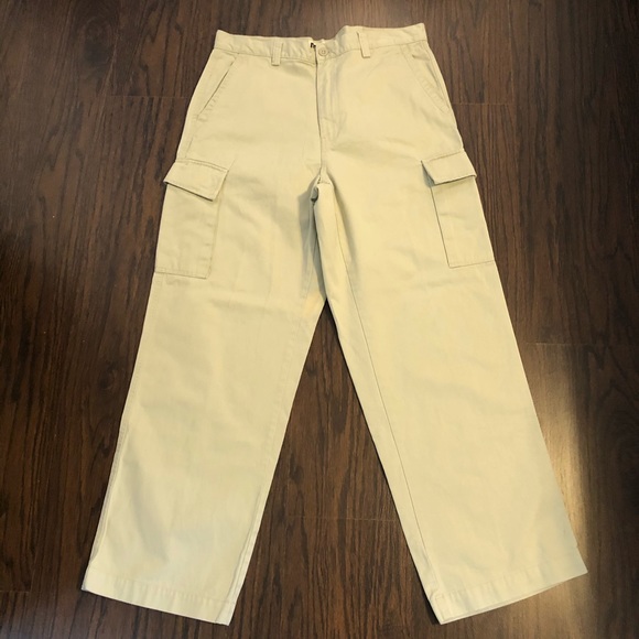 Gap khakis cargo pants size 34X 30 measuring 35.5W - Picture 1 of 5